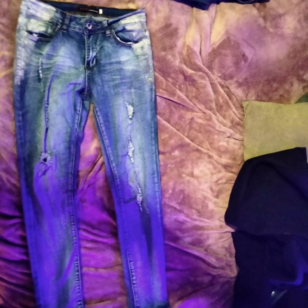 Women's size 3 mystiq light wash jeans